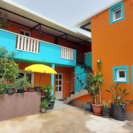 Mexicana Apartment Yellow Zadar Bagian luar foto